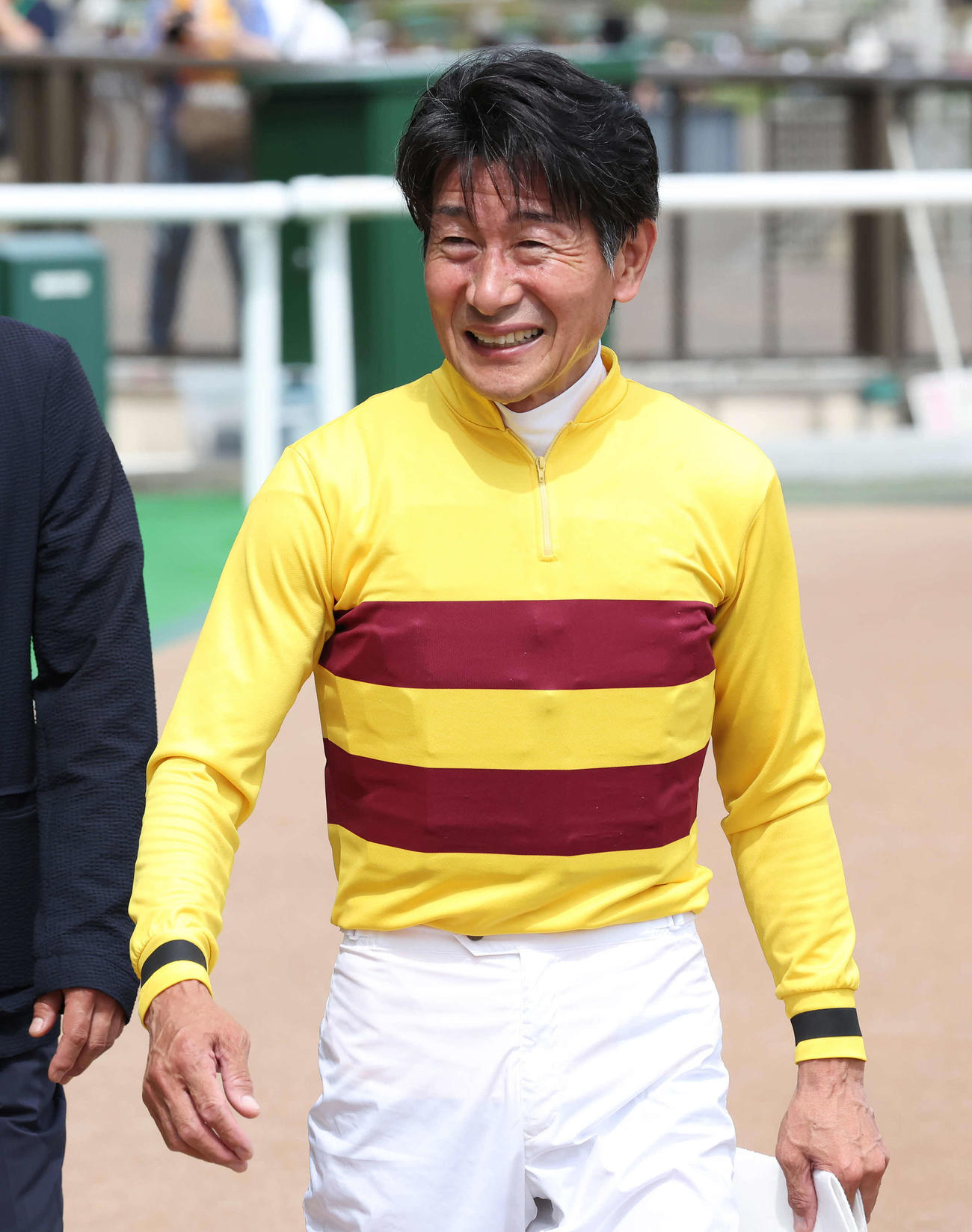 東京8R、ピースワンデュックで3歳上1勝クラスを制した柴田善騎手（撮影・丹羽敏通）