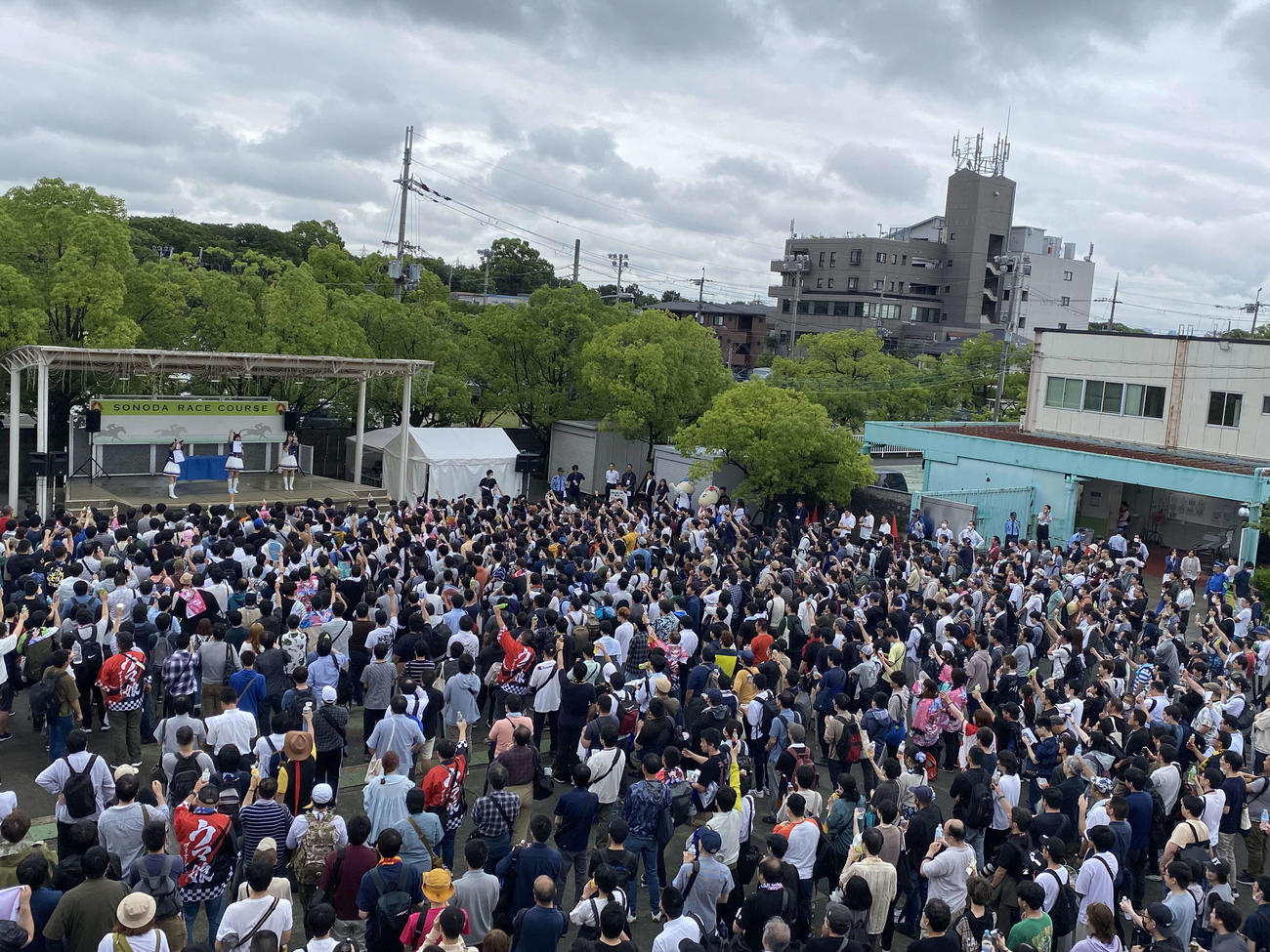 園田競馬場で行われた「ウマ娘プリティーダービー」のトークショーは大盛況だった