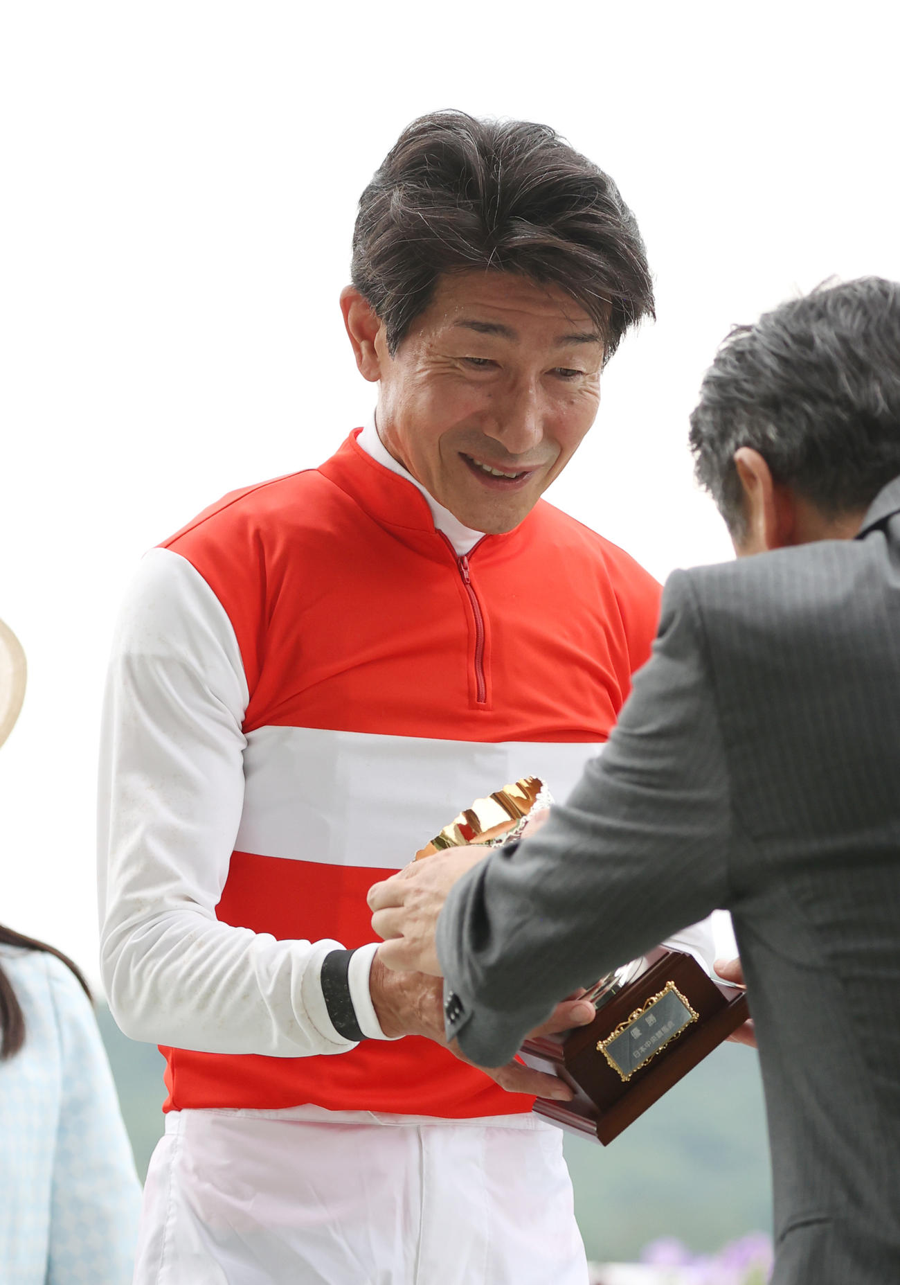 鶴ケ城Sを制したショウナンライシンの柴田善騎手（撮影・柴田隆二）