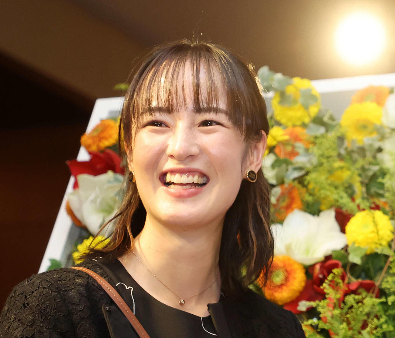 笑顔を見せる藤田騎手（撮影・鈴木正人）