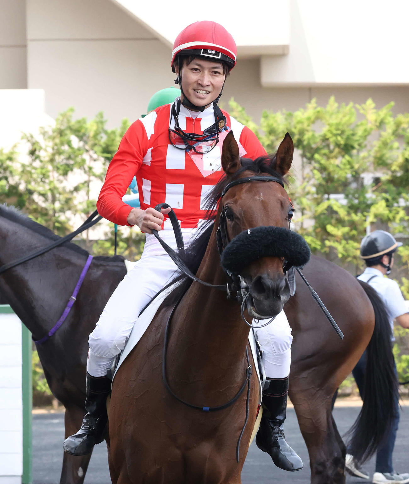 福島6R、2歳新馬戦を制したキタノクニカラと杉原騎手（撮影・丹羽敏通）