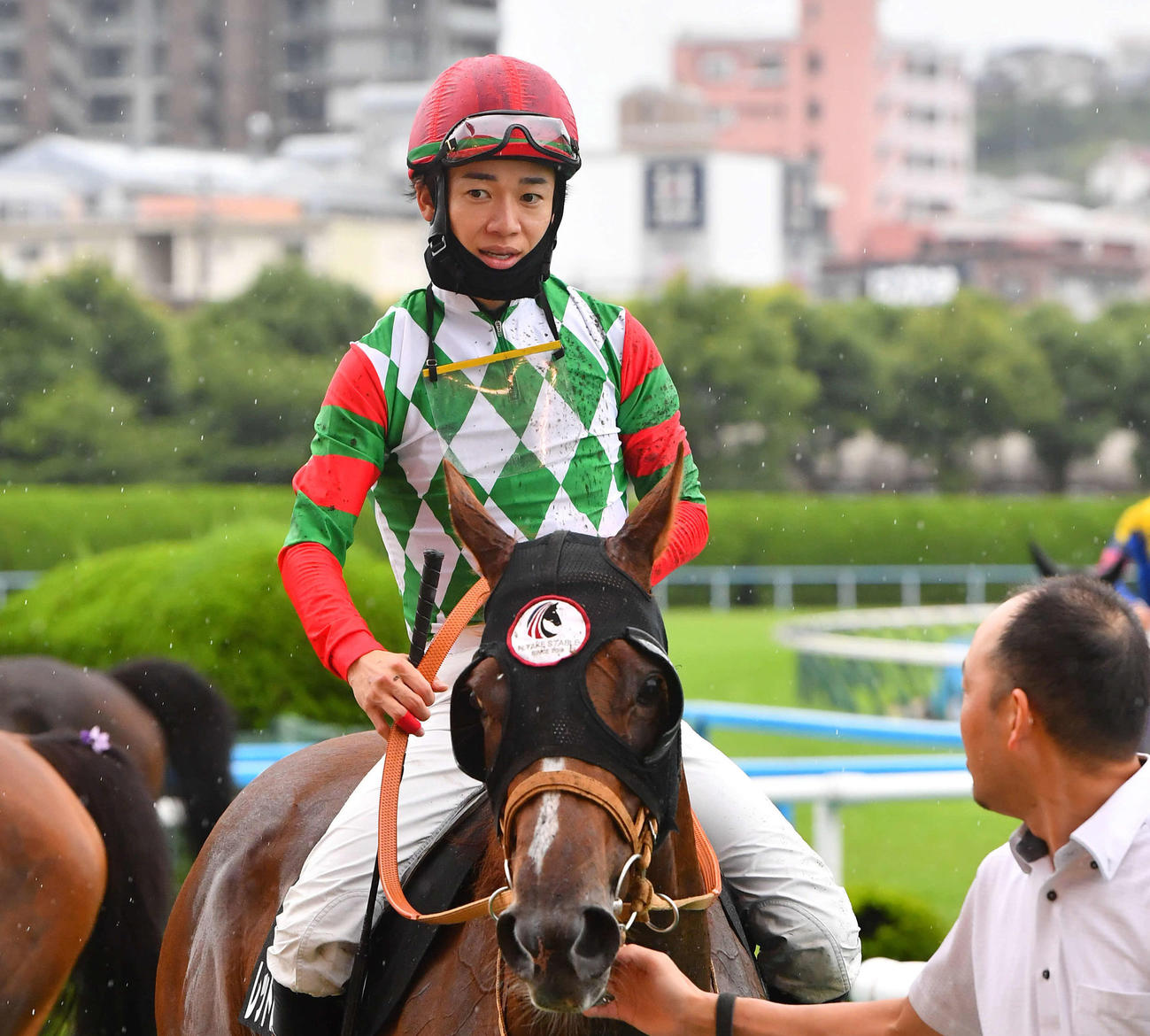 14日、佐世保Sをレッドヒルシューズで制した松山弘平騎手