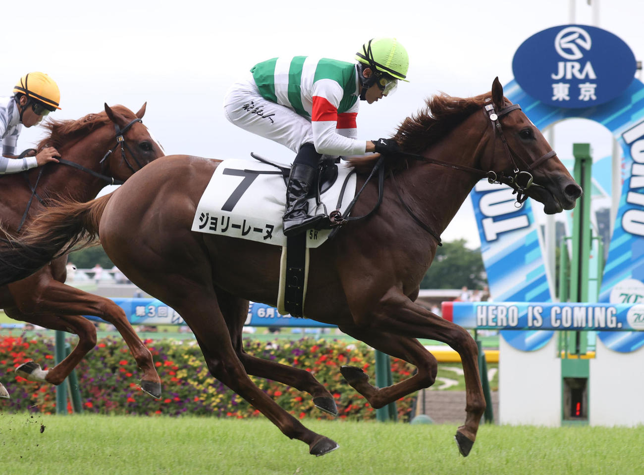 6月23日、新馬戦を制したジョリーレーヌ