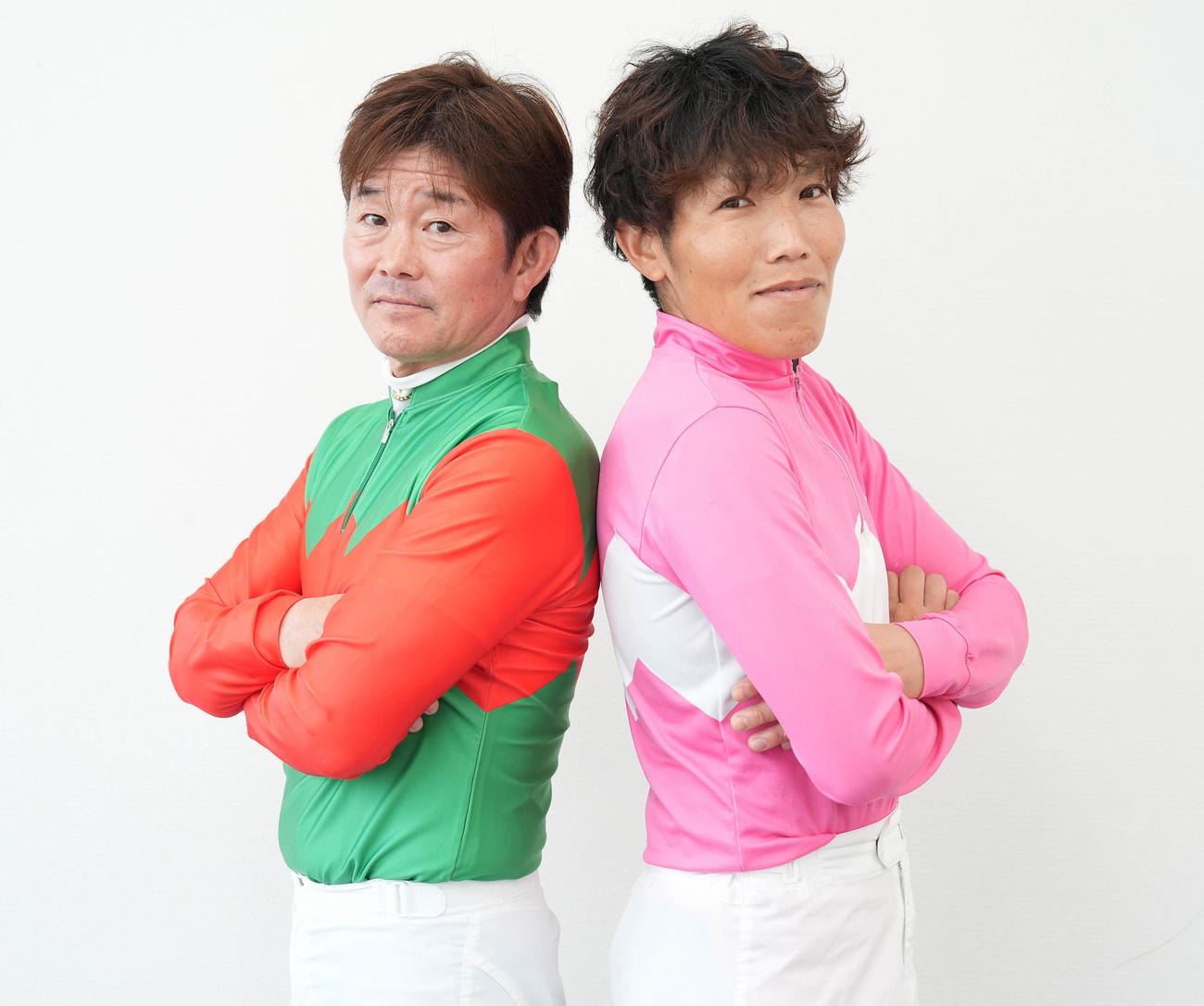 園田競馬のPRで来社した小牧太（左）と松本幸祐（撮影・鈴木みどり）