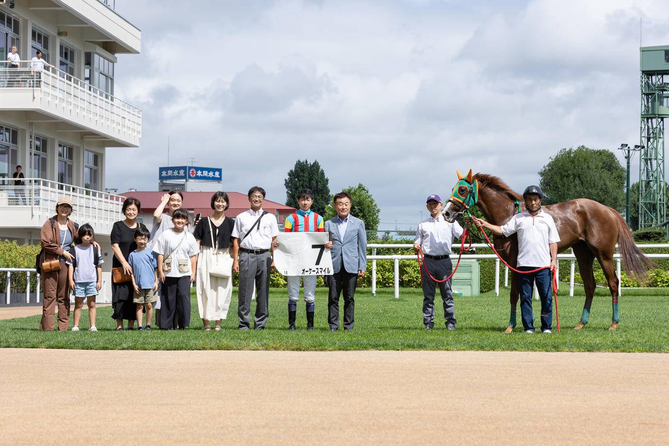 2歳未勝利を制したオーケースマイル（撮影・村野早祐）