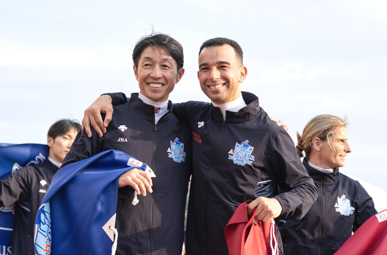 2024WASJで優勝したJ・モレイラ騎手と同2位の武豊騎手（撮影・村野早祐）