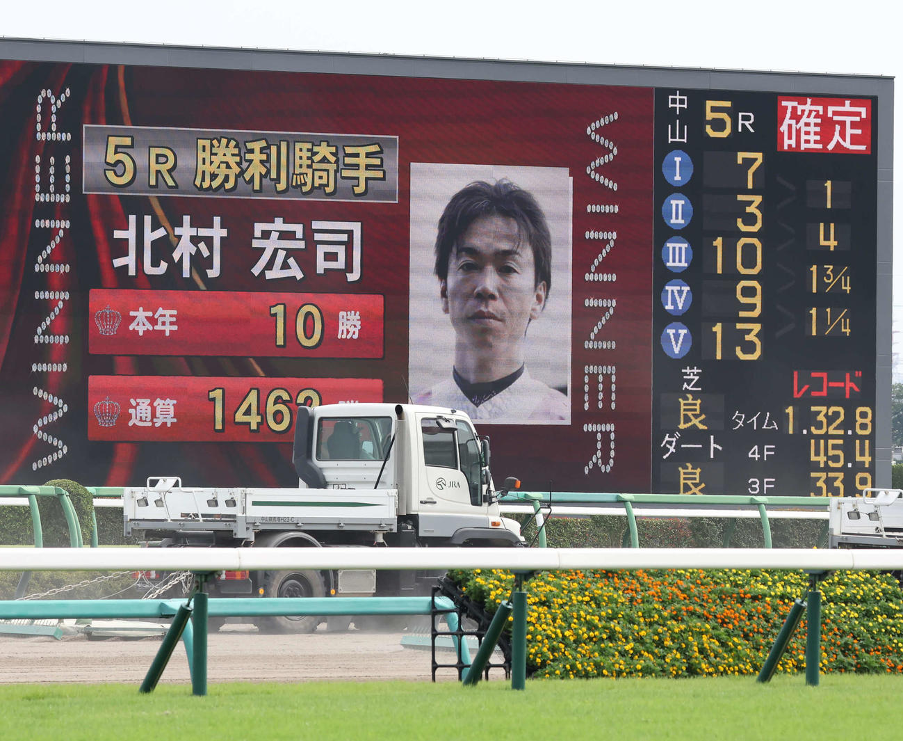 中山5R、ファンダムは北村宏騎手騎乗で2歳新馬戦をレコードタイムで制した（撮影・丹羽敏通）