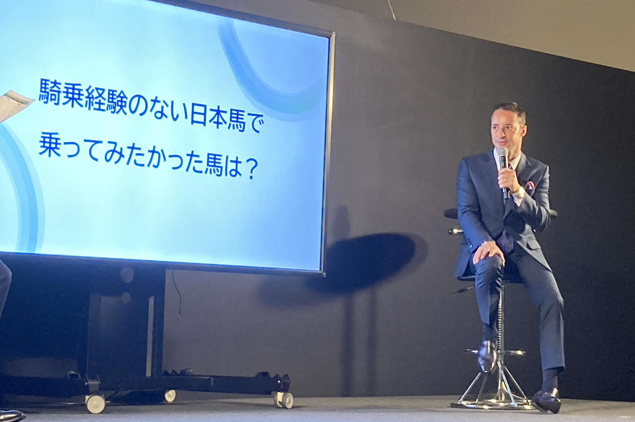 トークショーに出席したルメール騎手（撮影・太田尚樹）