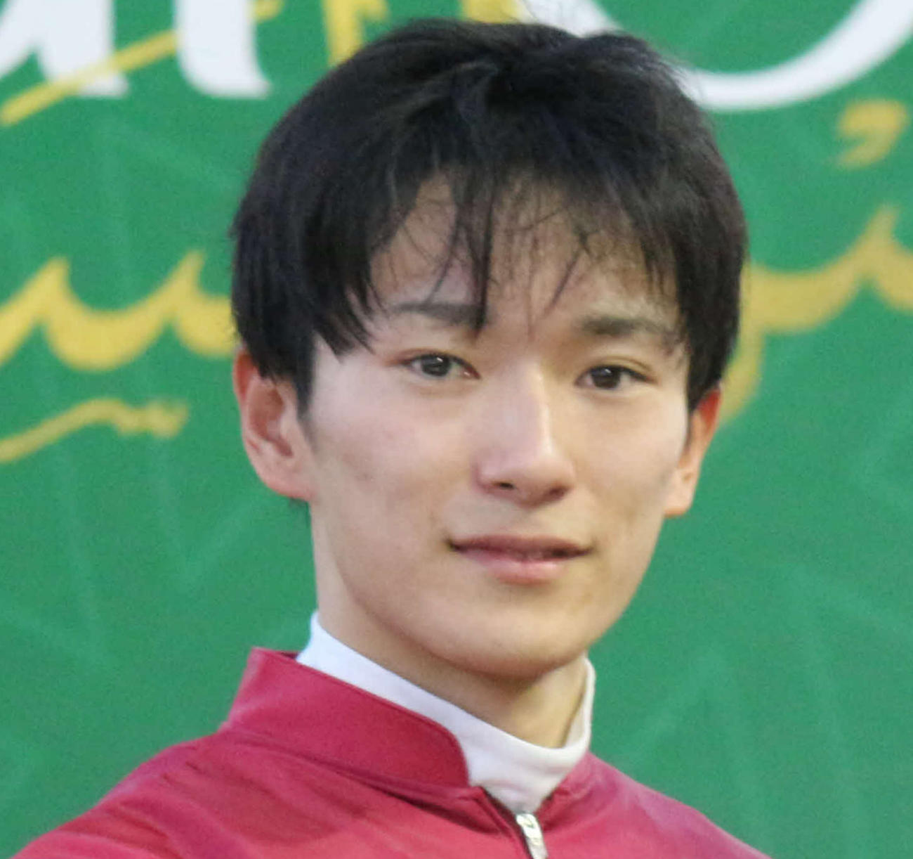 坂井瑠星騎手（2024年4月撮影）