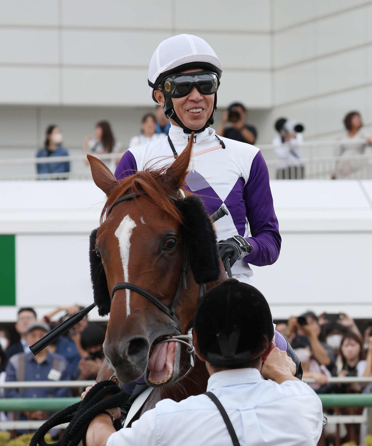 中山5R新馬戦を制したスタイラスメソッドと武豊騎手（撮影・丹羽敏通）