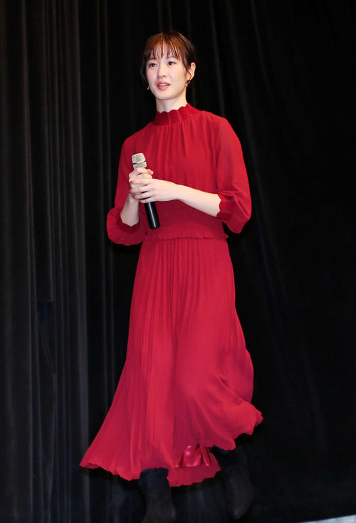 7月にはJRA職員と結婚発表「現役を続けます」意欲も…藤田菜七子騎手が