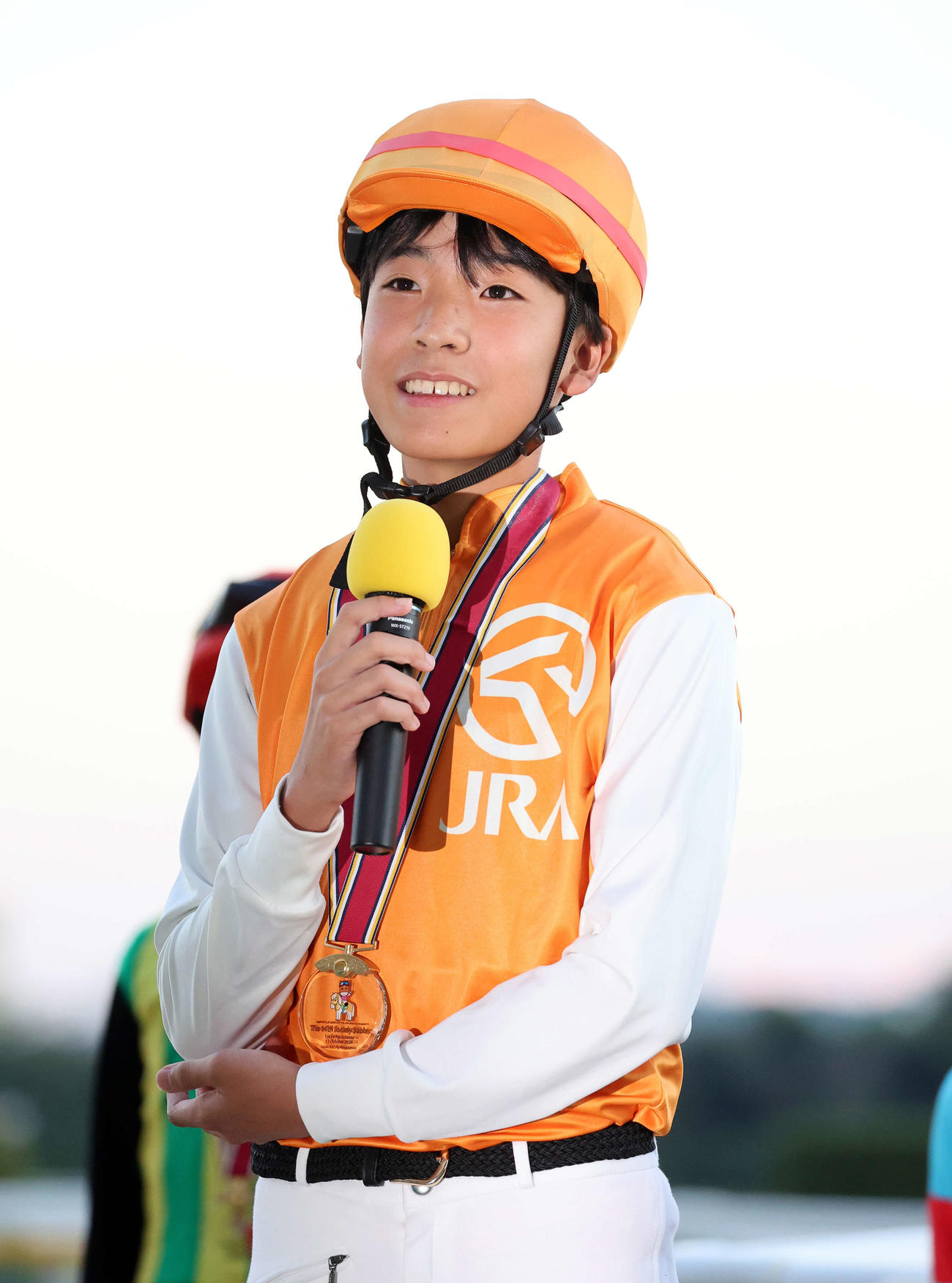 第14回ジョッキーベイビーズを制しインタビューされる梅沢怜士さん（撮影・鈴木正人）