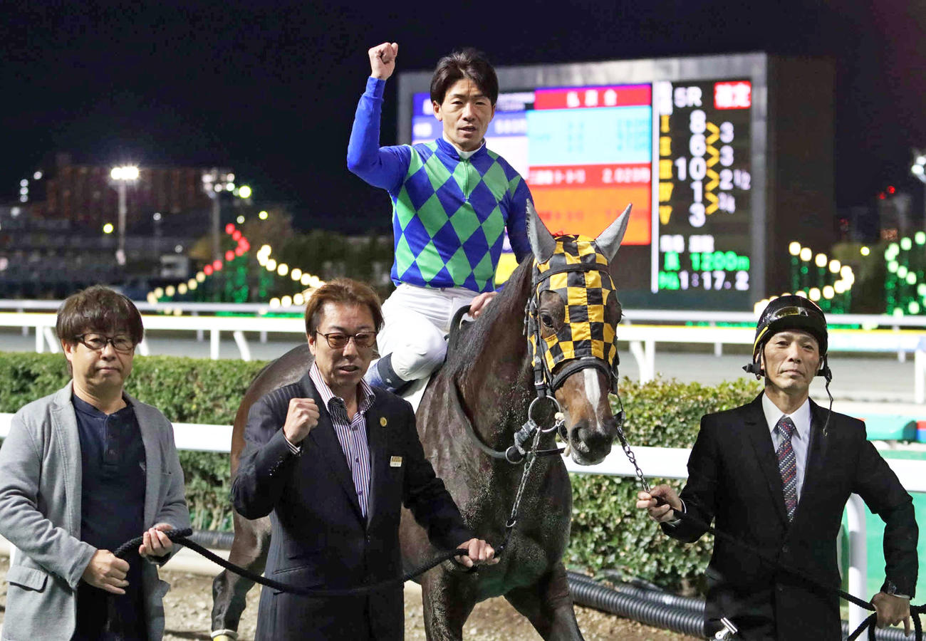 船橋5Rを勝ったオマタセシマシタと森泰斗騎手