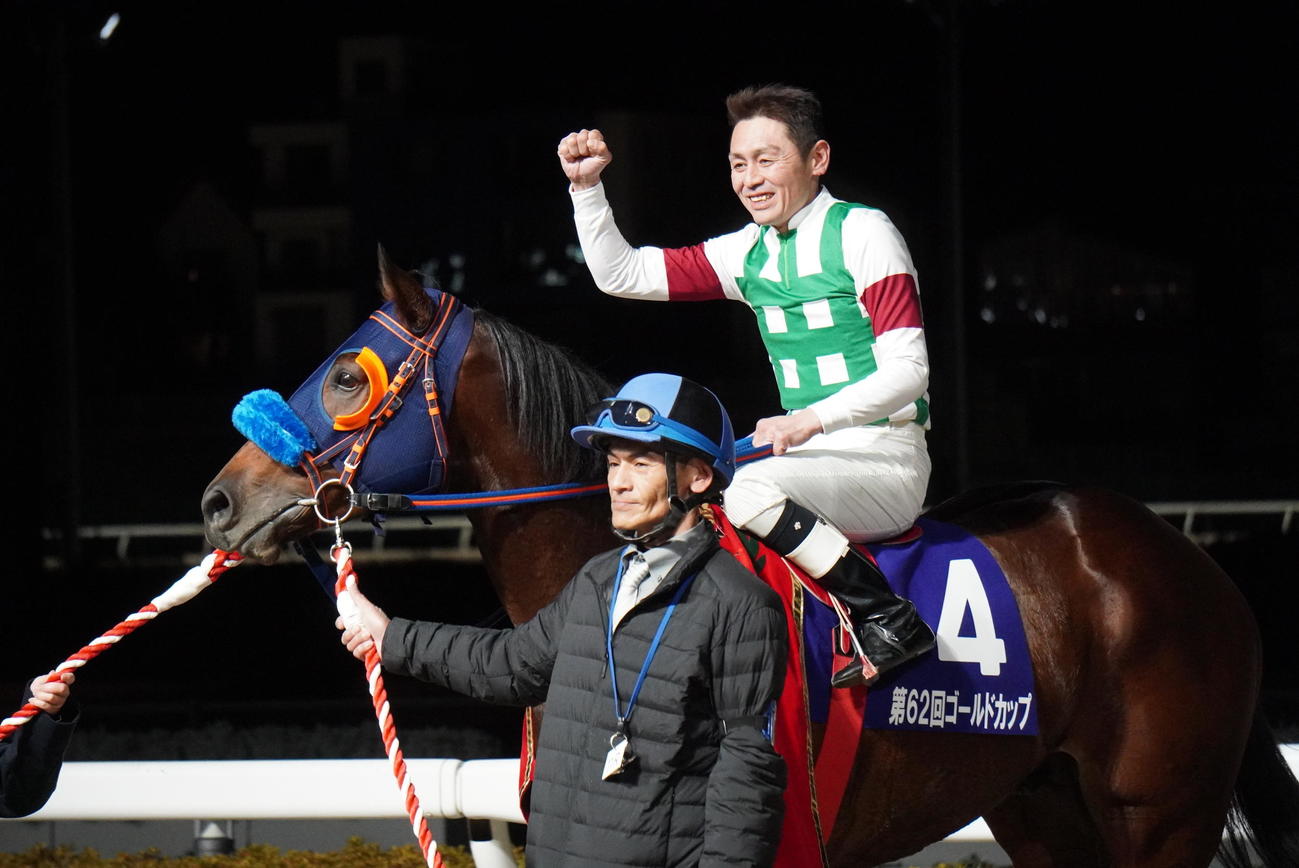 ゴールドカップを制したアウストロと秋元耕成騎手