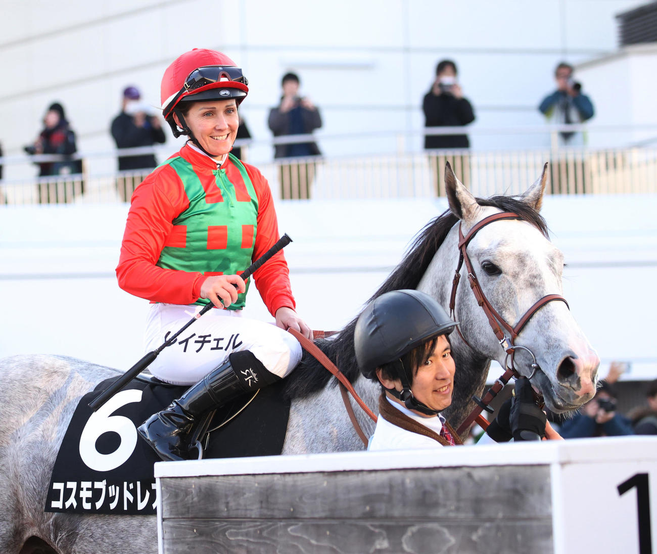 中山11R、初富士Sを制したコスモブッドレアとキング騎手（撮影・柴田隆二）