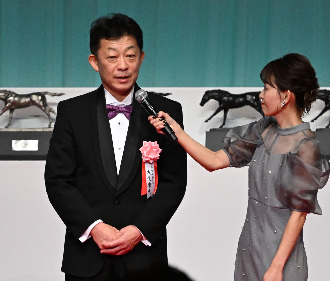 ドウデュースが最優秀4歳以上牡馬に選出され喜びを語る友道師（撮影・千葉一成）