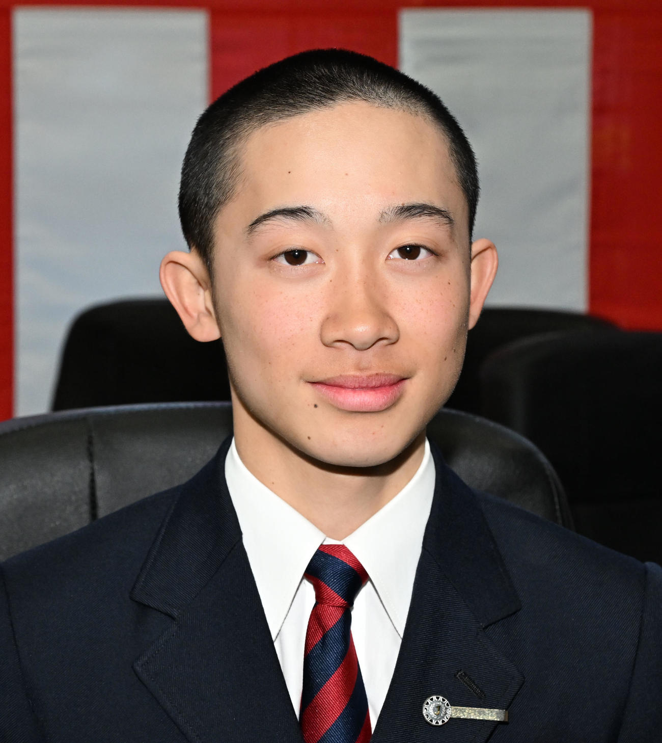 競馬学校騎手課程41期生の卒業式に出席した舟山瑠泉（撮影・千葉一成）