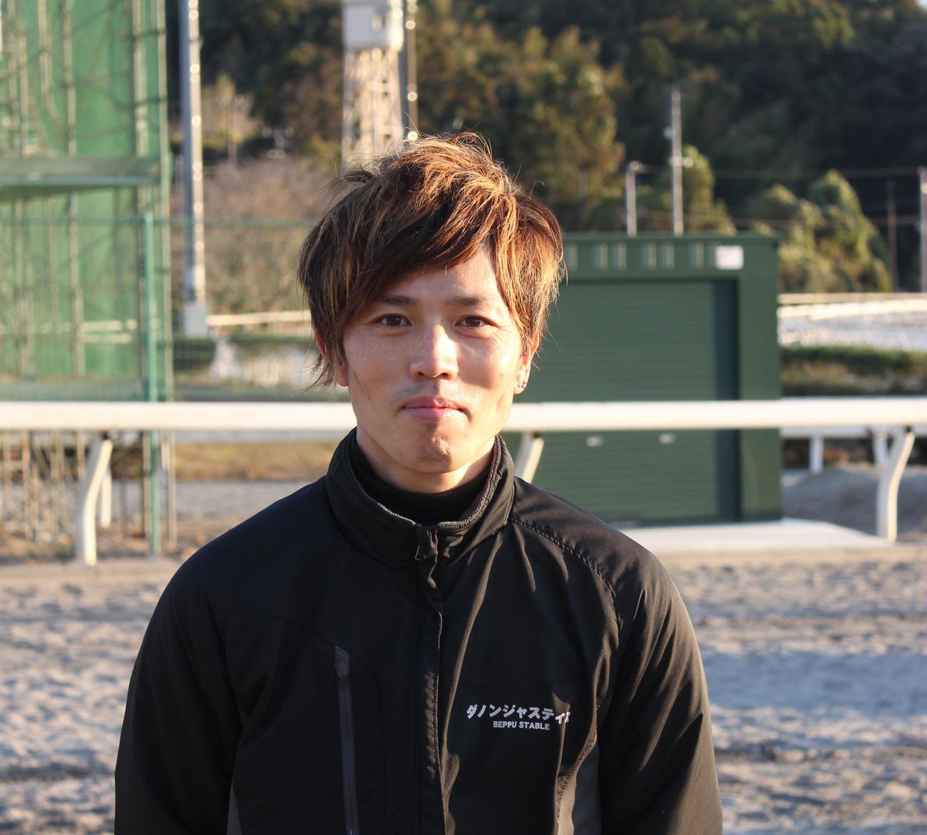 笑顔の西森将司