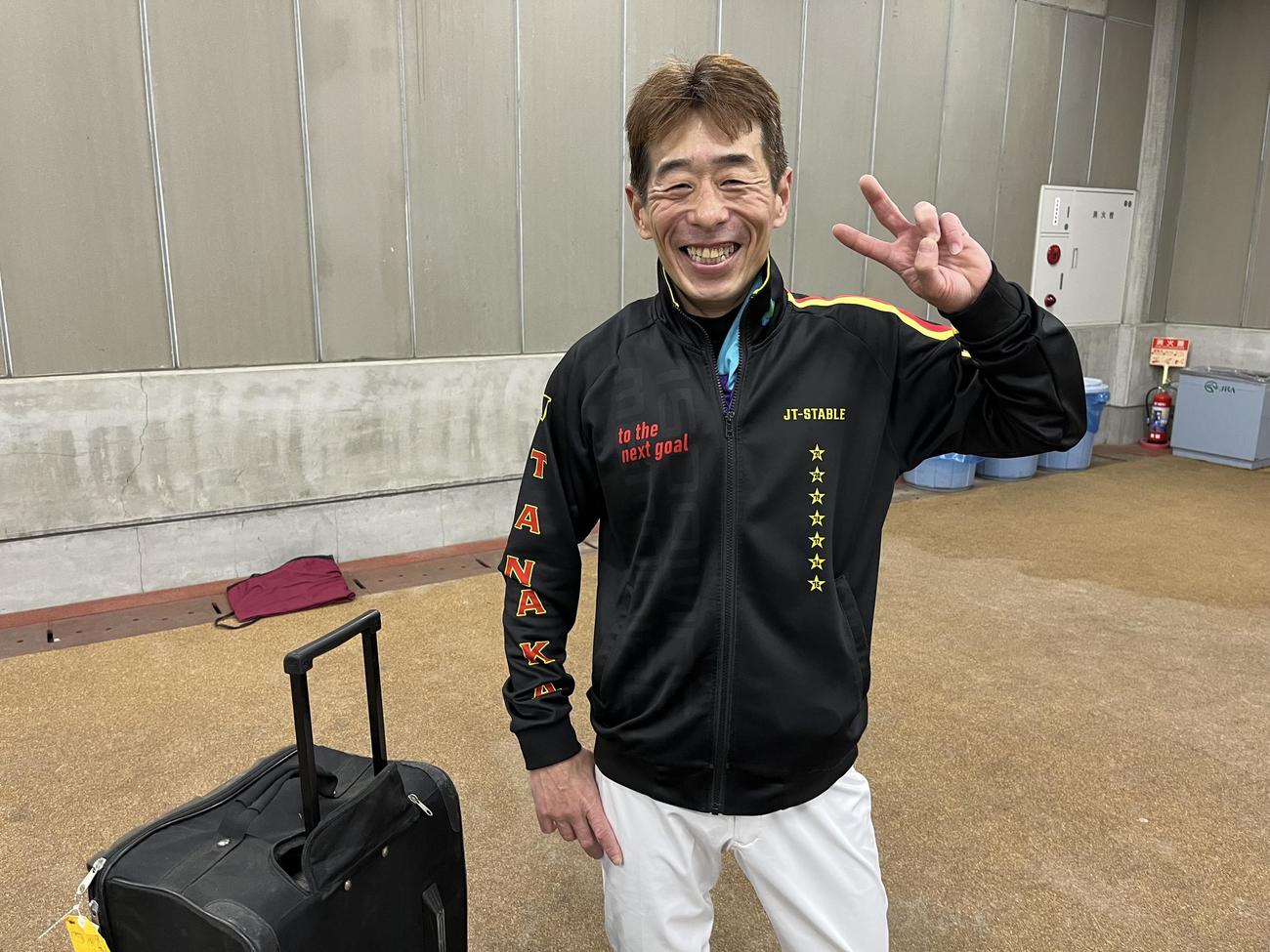 東京競馬場で騎乗を終え帰宅する服部茂史騎手