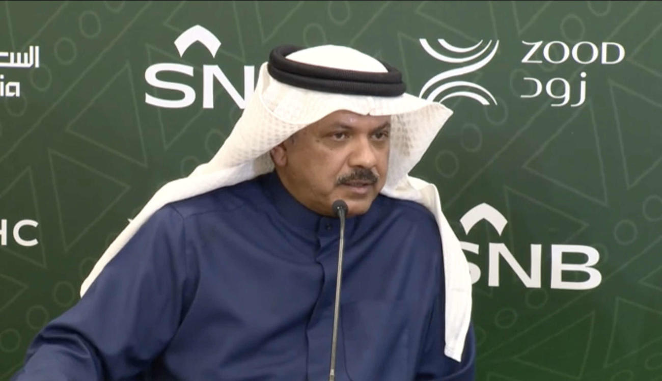 共同会見に出席したT・アルダイハニ調教師（C）Jockey Club of Saudi Arabia