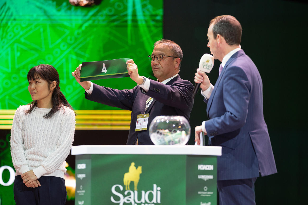 ウィルソンテソーロの高木師（C）Jockey Club of Saudi Arabia／Neville Hopwood