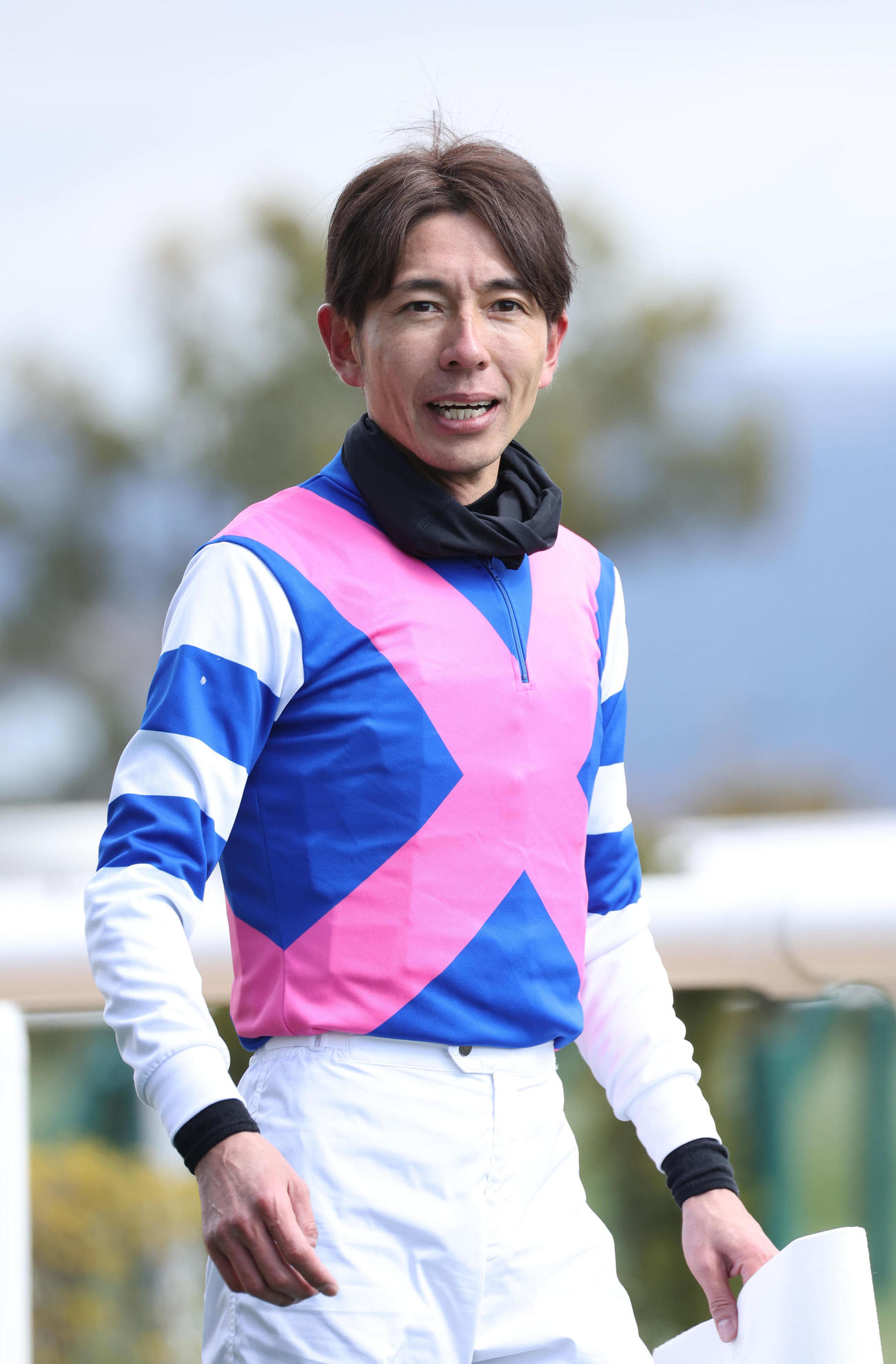 京都5R、ロットブラータで復帰後初勝利を挙げた和田竜騎手（撮影・白石智彦）