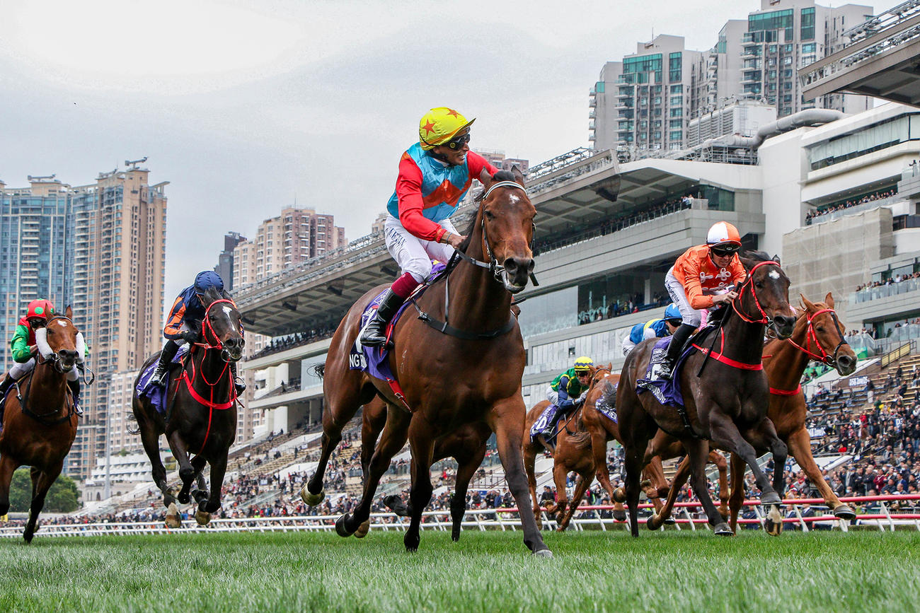 クイーンズシルバージュビリーCを制したカーインライジング（C）The Hong Kong Jockey Club