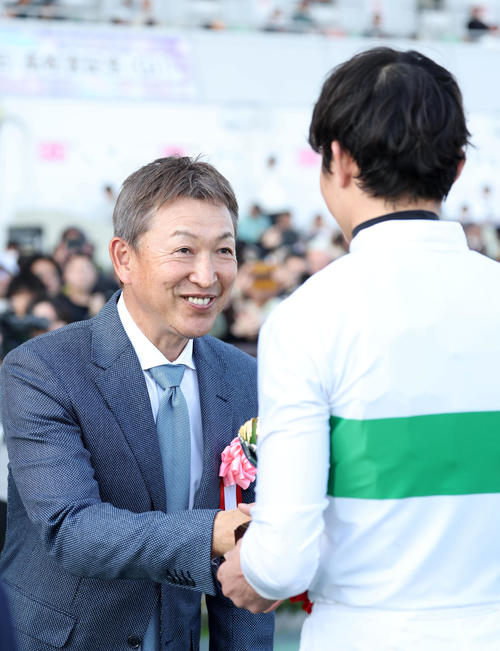 前中日監督の立浪和義氏「苦しかった思い出しか…」久々中京で