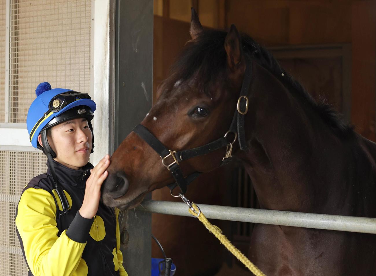 青葉賞に所属する藤岡厩舎のロードガレリアとのコンビで挑む高杉騎手
