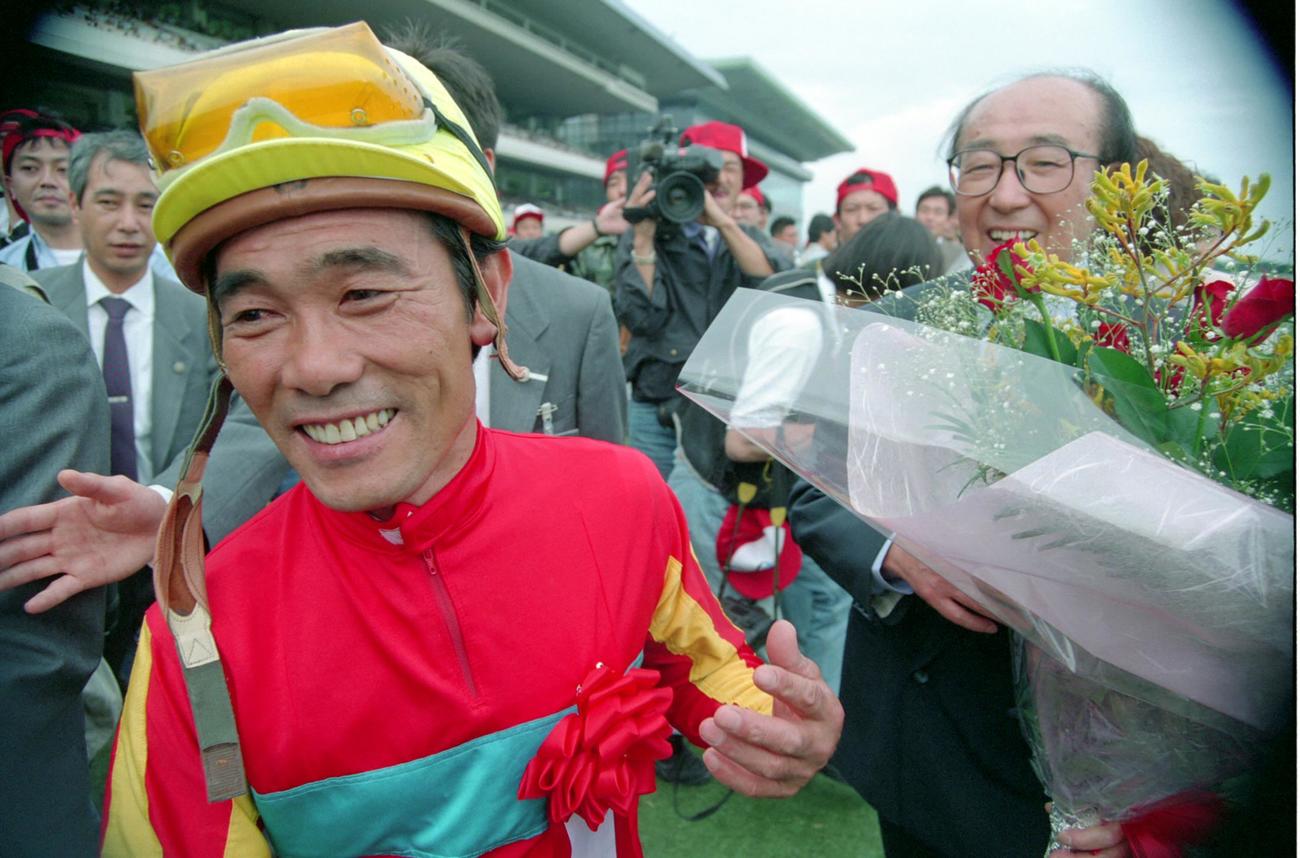 93年ダービーで悲願の初制覇を果たした柴田政人騎手