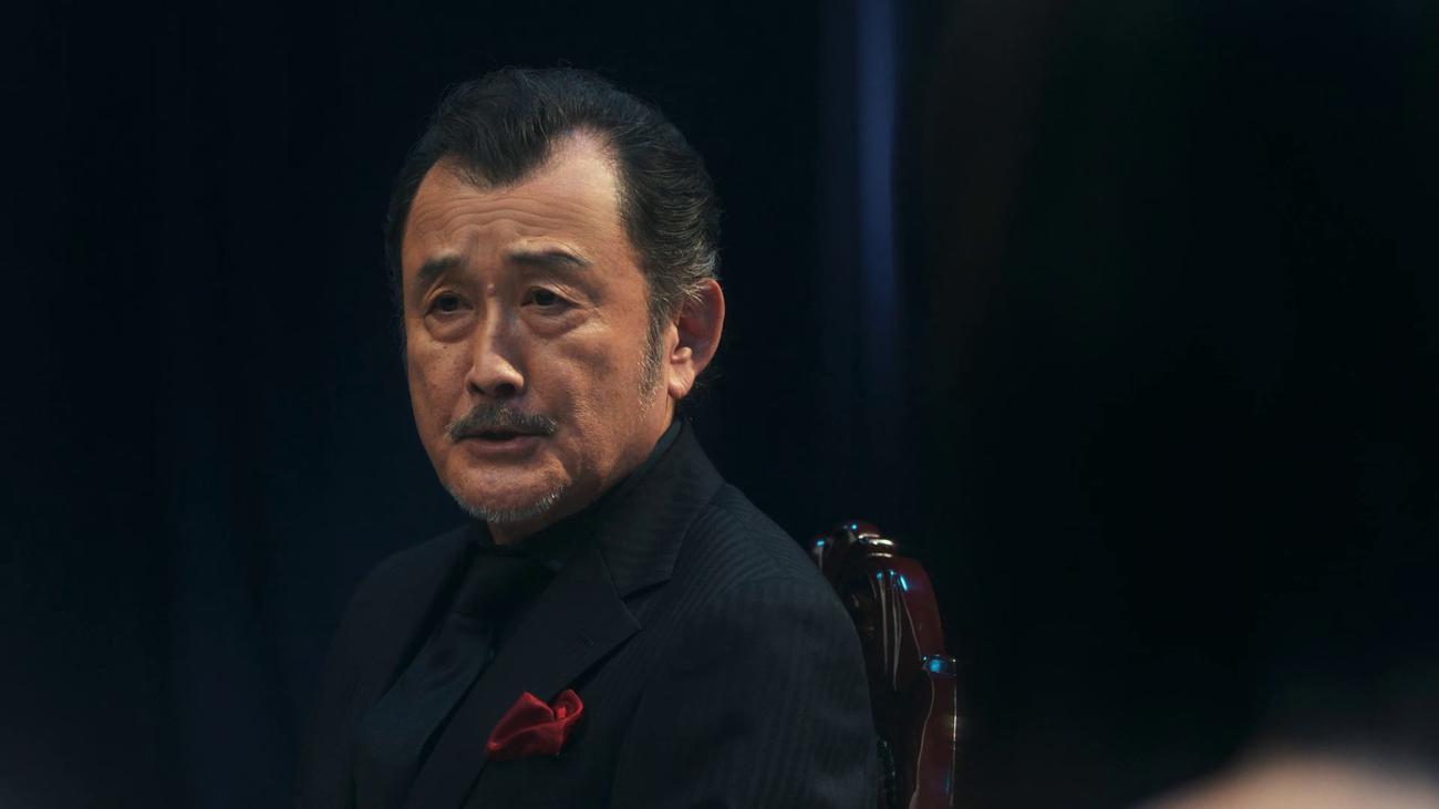 帝王賞のゲストキャラクターを務める吉田鋼太郎（写真提供・東京シティ競馬）
