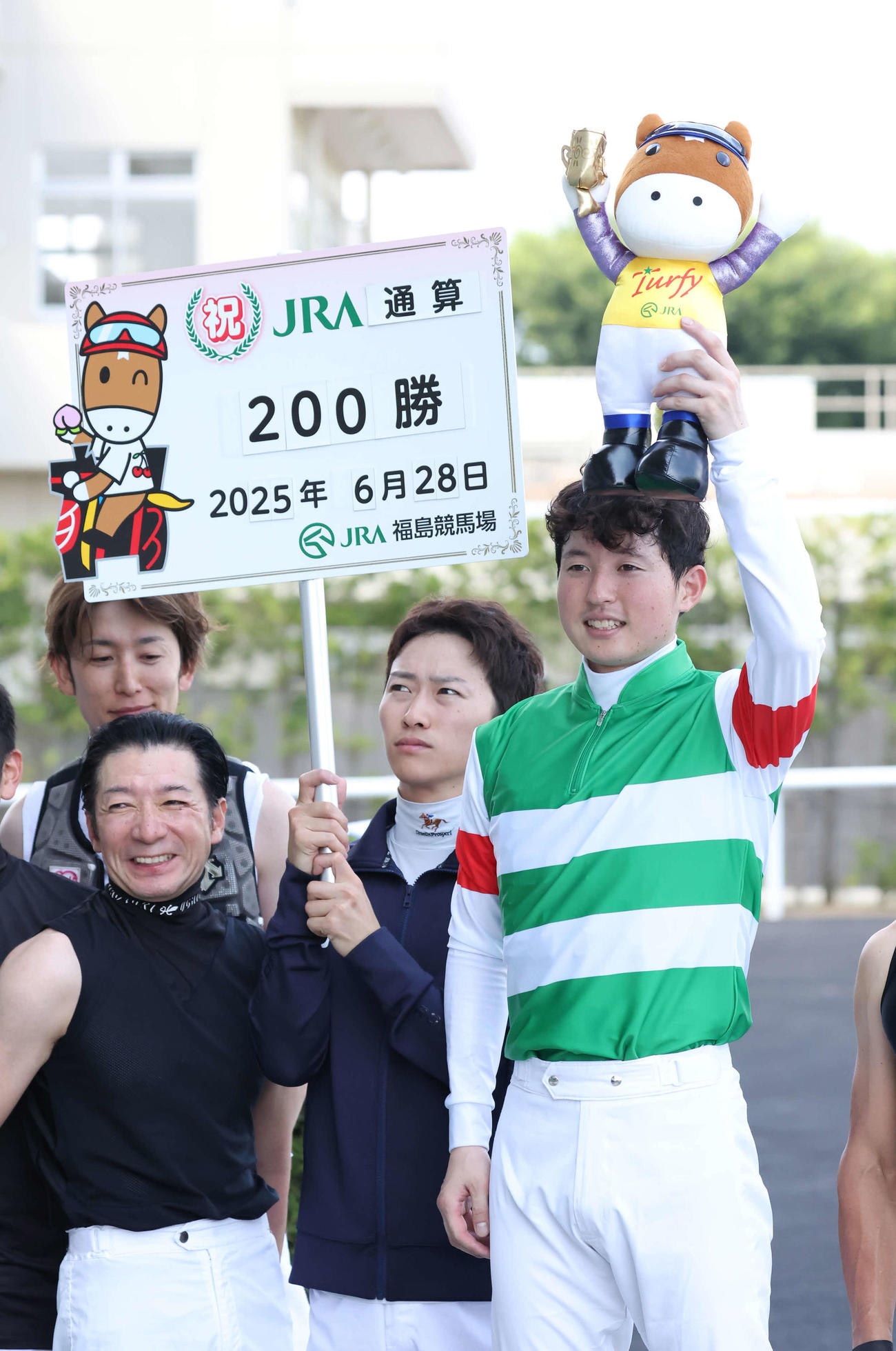 JRA通算200勝を達成した武藤騎手（撮影・丹羽敏通）