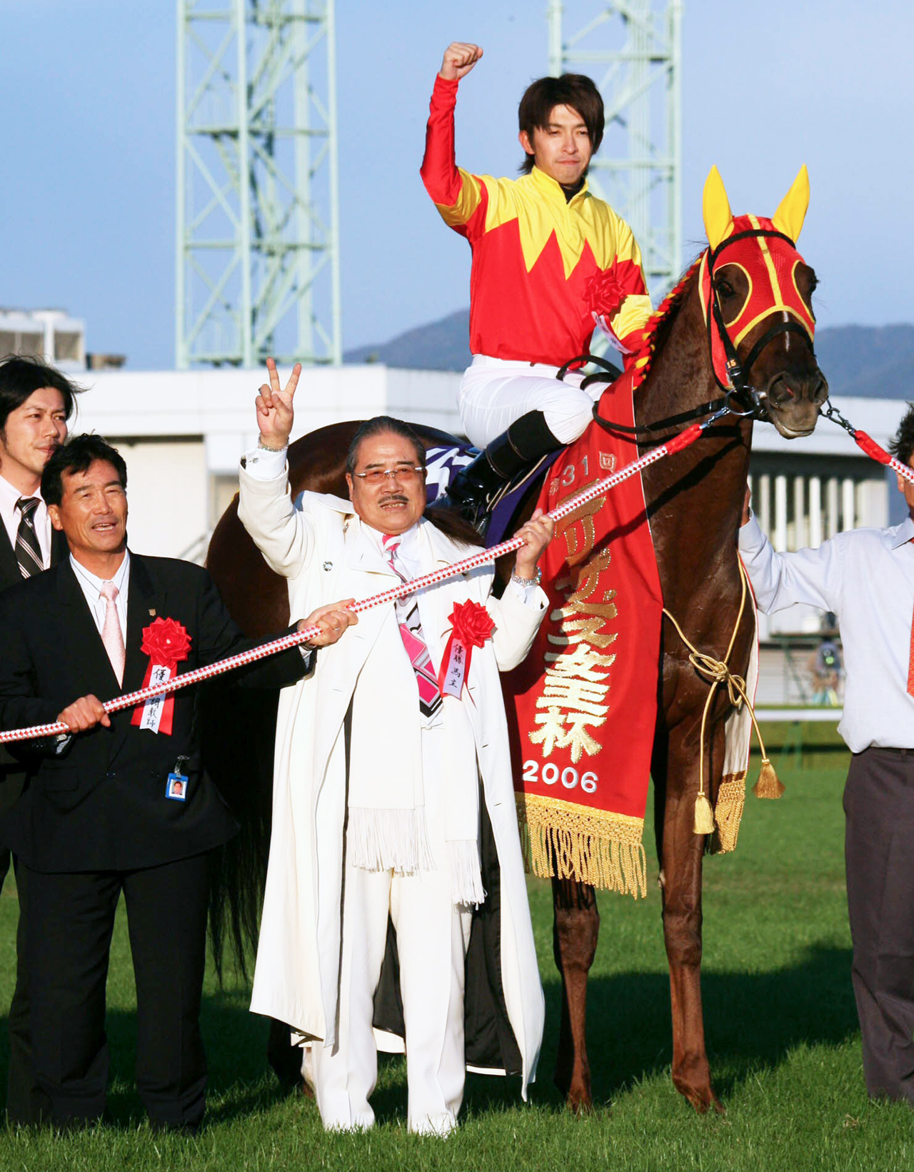 06年エリザベス女王杯をフサイチパンドラで制した関口房朗オーナー