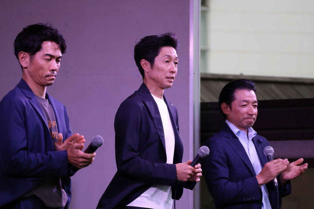 大井競馬場のトークイベントに参加した武豊騎手、戸崎騎手、内田騎手