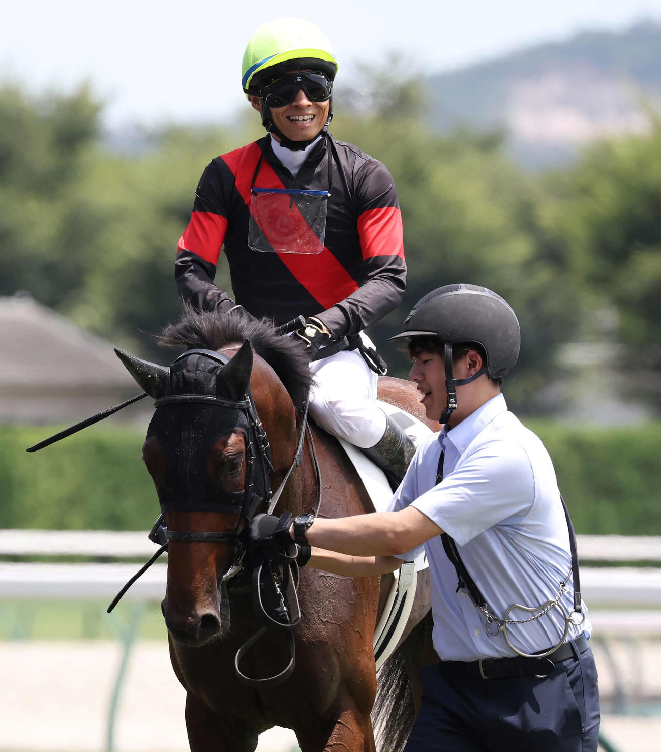 福島3R、2歳未勝利戦を制したアメテュストスと大野騎手（撮影・丹羽敏通）