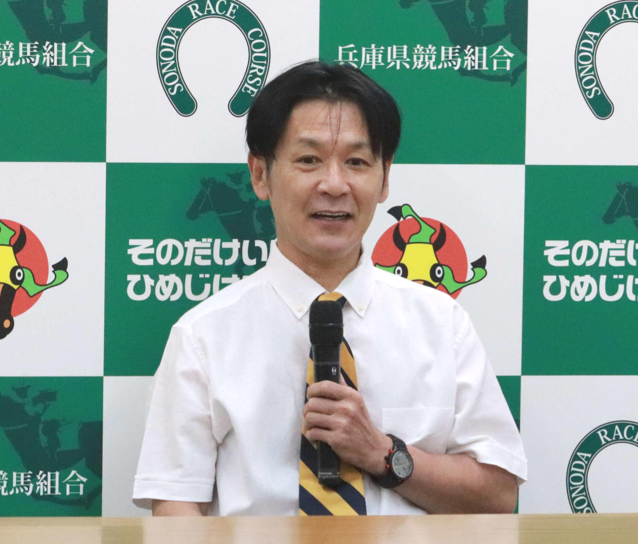 田中学騎手（2025年撮影）