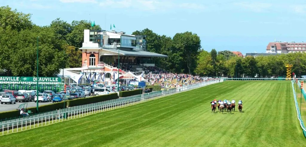 ジャックルマロワ賞が行われるドーヴィル競馬場（C）France　Galop