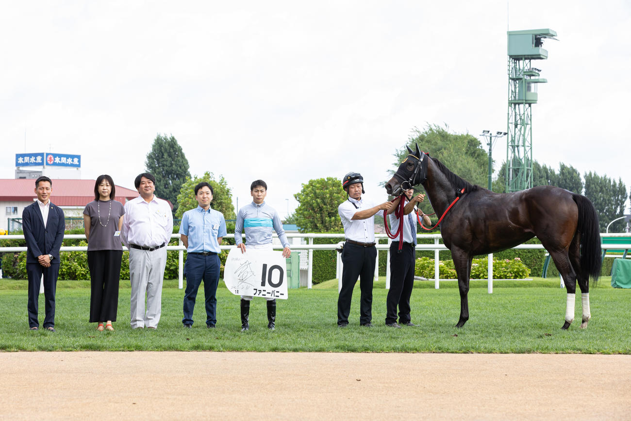 札幌1R、2歳未勝利を勝ち上がったファニーバニー（撮影・村野早祐）
