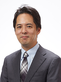 阿久津主税八段（日本将棋連盟HPから）