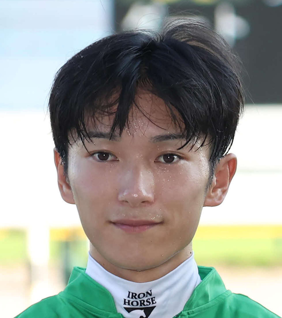 坂井瑠星騎手（2025年8月撮影）