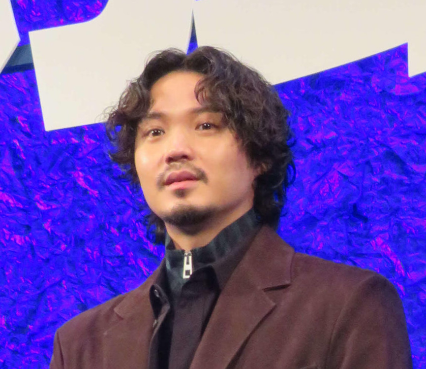 ジャパンダートクラシックのゲストキャラクターに起用された磯村勇斗（2024年撮影）