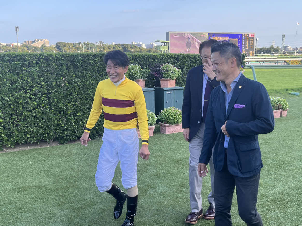 秋風S、ピースワンデュックで復帰後初の勝利を挙げた柴田善騎手