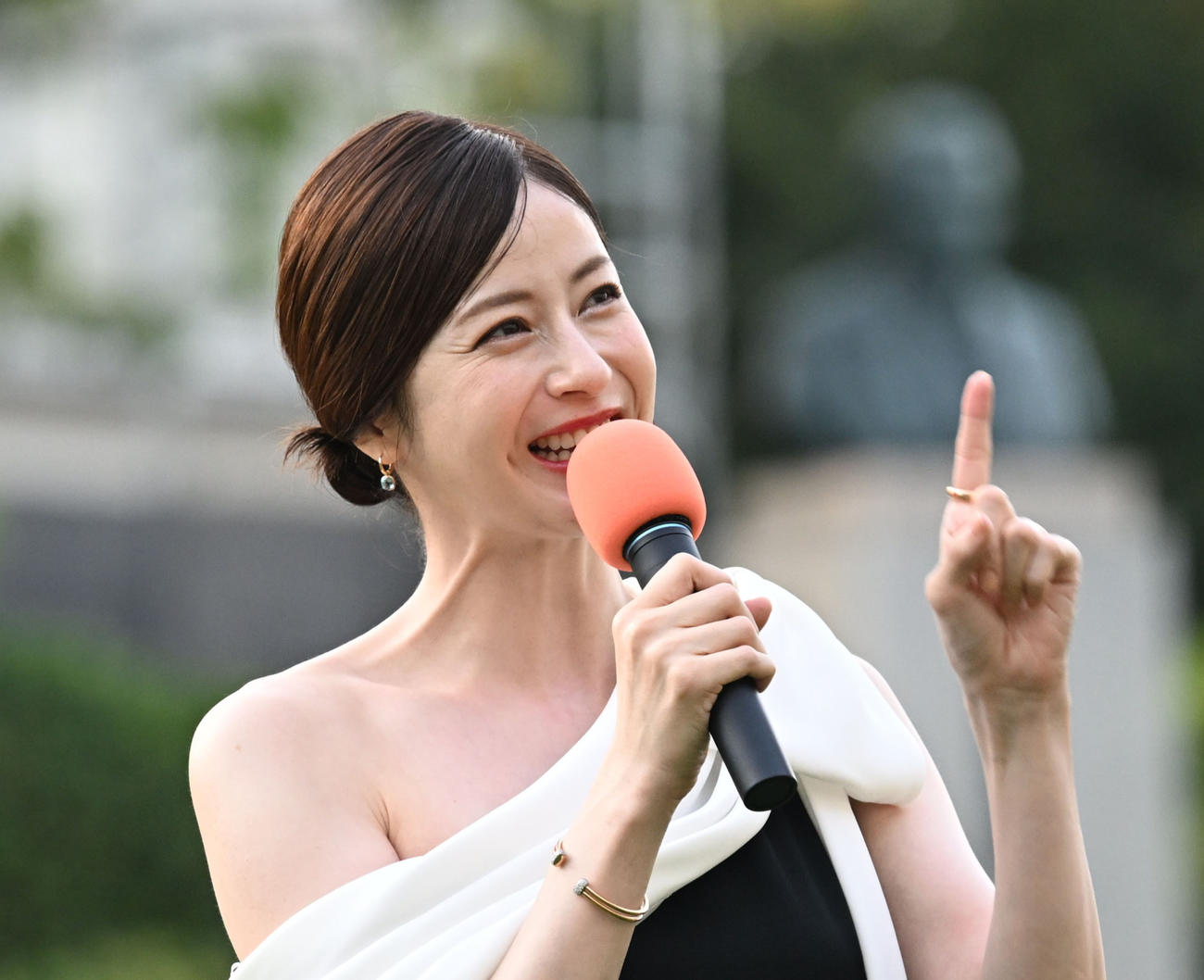 トークショーを行ったTBS系ドラマ「日曜劇場「ザ・ロイヤルファミリー」に出演の松本若菜（撮影・千葉一成）