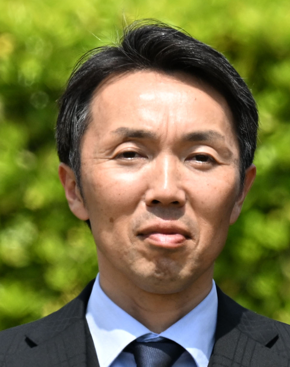 森一誠調教師（2025年4月撮影）