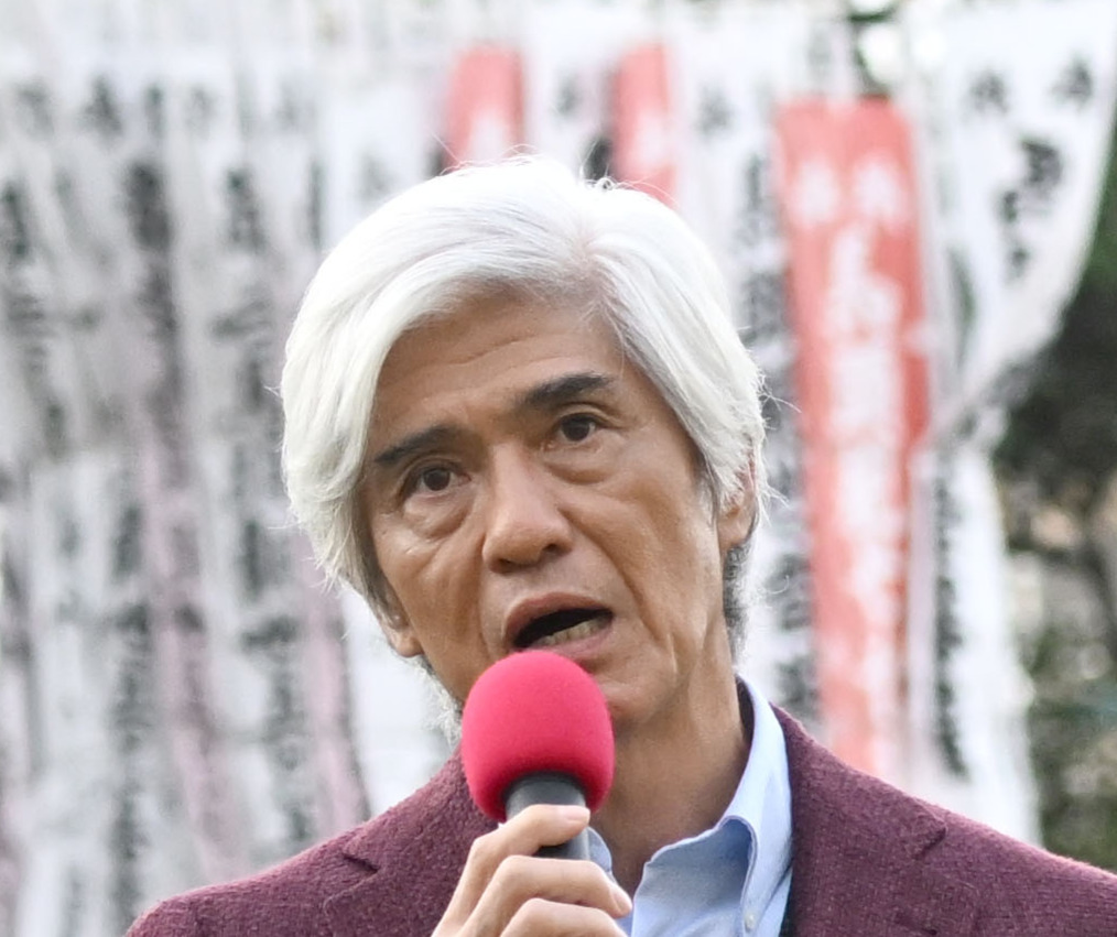 山王耕造役の佐藤浩市（2025年撮影）