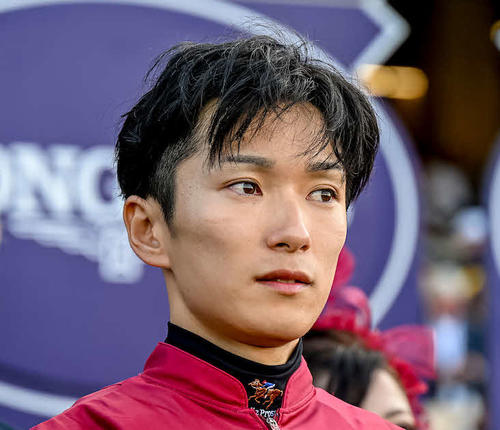 坂井瑠星騎手がマスカレードボールに祝福メッセージ「やっぱり強いです
