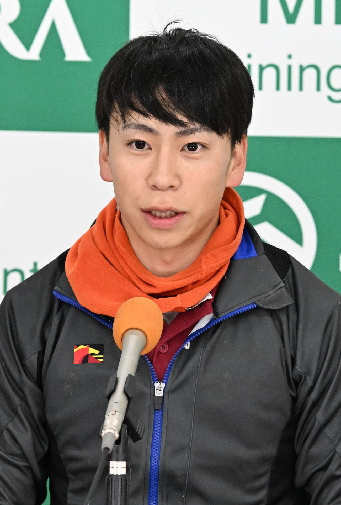横山武史騎手（2024年10月撮影）