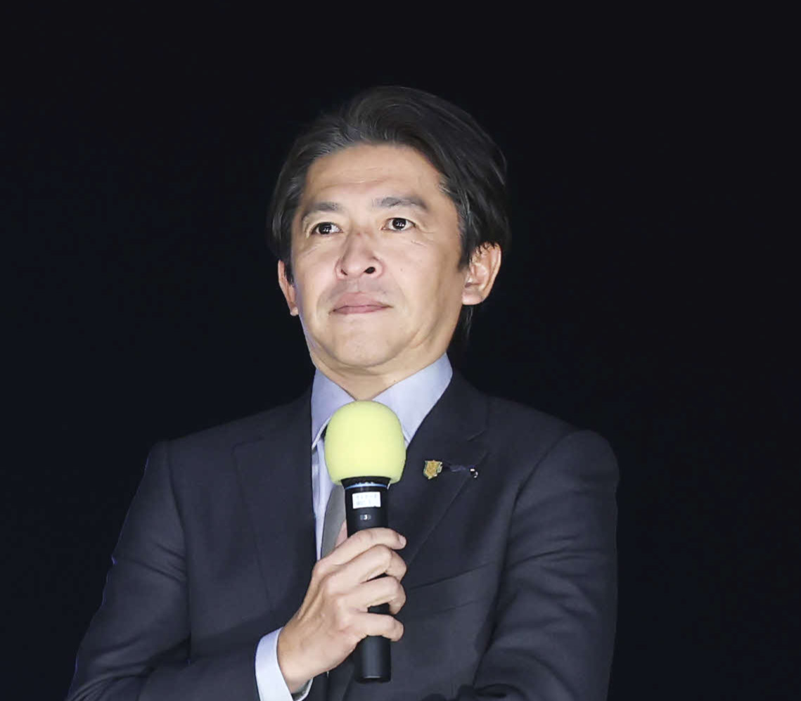 トークショーに臨む福永調教師（撮影・鈴木正人）