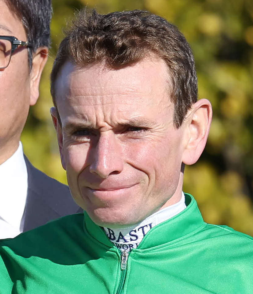中山1R、エコロヴァイスで2歳未勝利戦を制したムーア騎手（撮影・丹羽敏通）