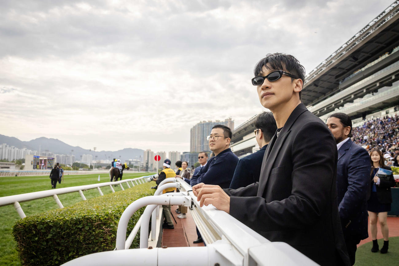 香港国際競走を観戦するピ（C）The　Hong　Kong　Jockey　Club